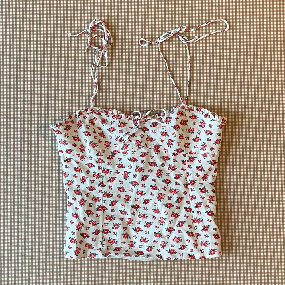 Zara adjustable straps floral top. Size Small